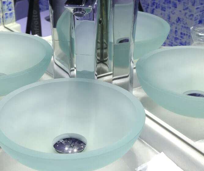 اتاق اجرایی, Campoamor