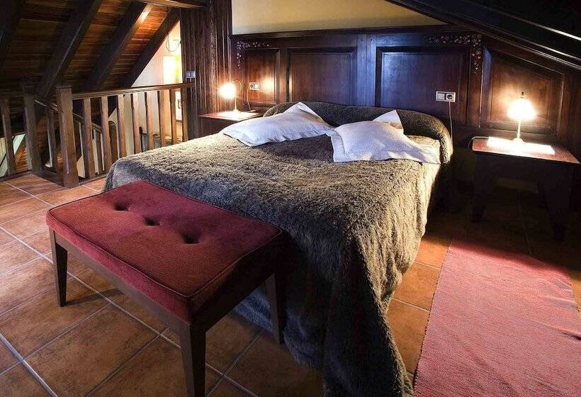 高级大房间, Hospital De Benasque