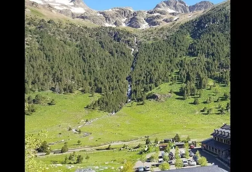 اتاق استاندارد, Hospital De Benasque