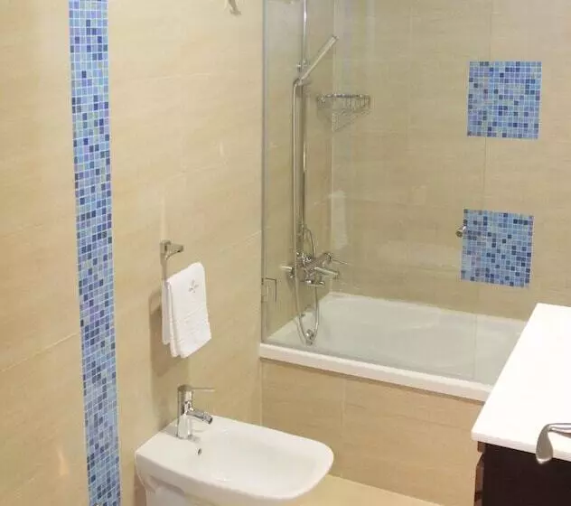 Quarto standard, Juleca