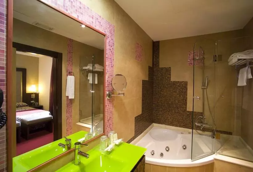 Quarto superior, Juleca