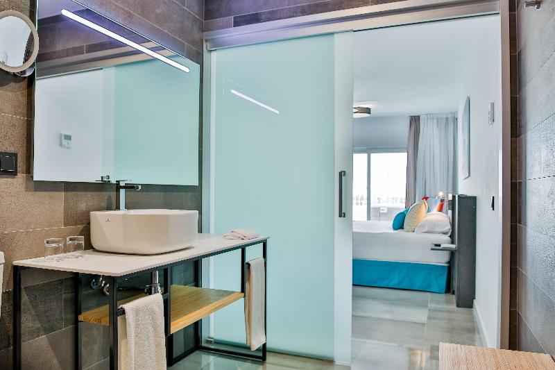 스위트, Moon Hotel & Spa