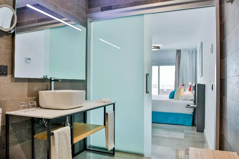 سوییت, Moon Hotel & Spa