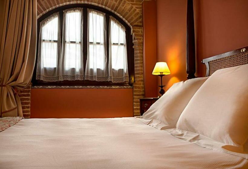 デラックスルーム, Alcazar De La Reina