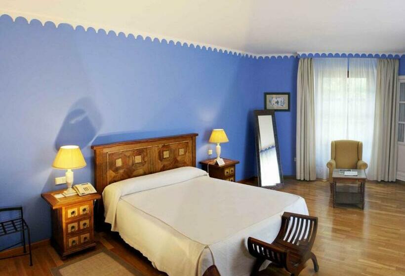 スイート, Alcazar De La Reina