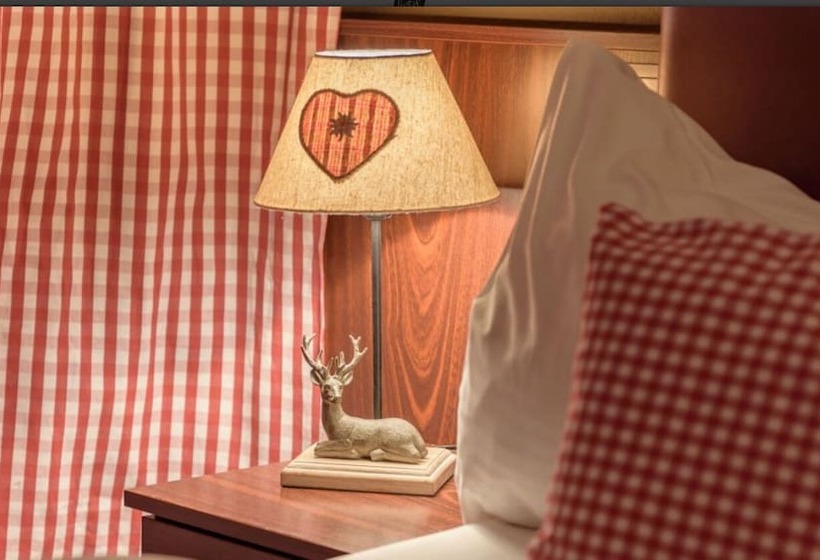 اتاق سوپریور, Enziana Wien