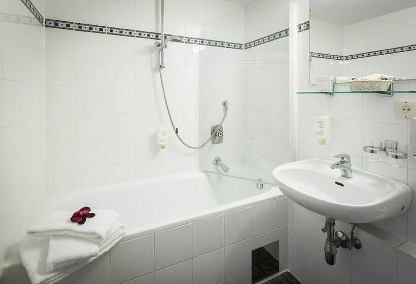 اتاق سوپریور, Enziana Wien