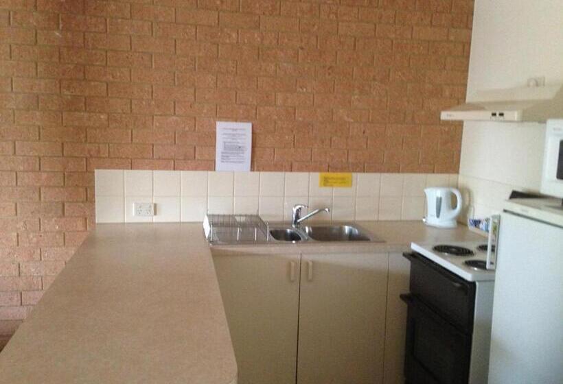 家庭公寓, Beachcomber Motel & Apartments