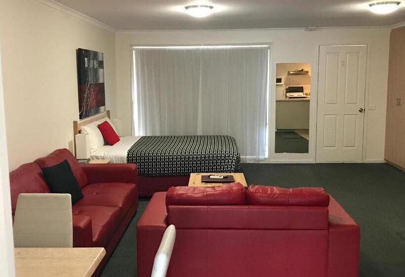 家庭公寓, Beachcomber Motel & Apartments