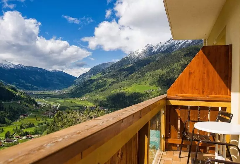 اتاق استاندارد با چشم‌انداز, Alpenblick