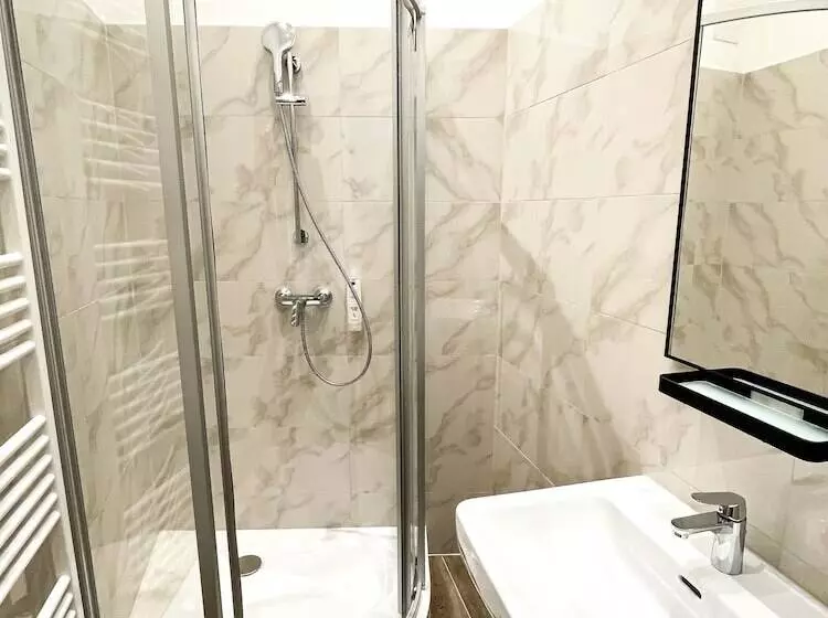 سوییت جونیور, Boutique Hotel Piano Nobile – Am Stubenring