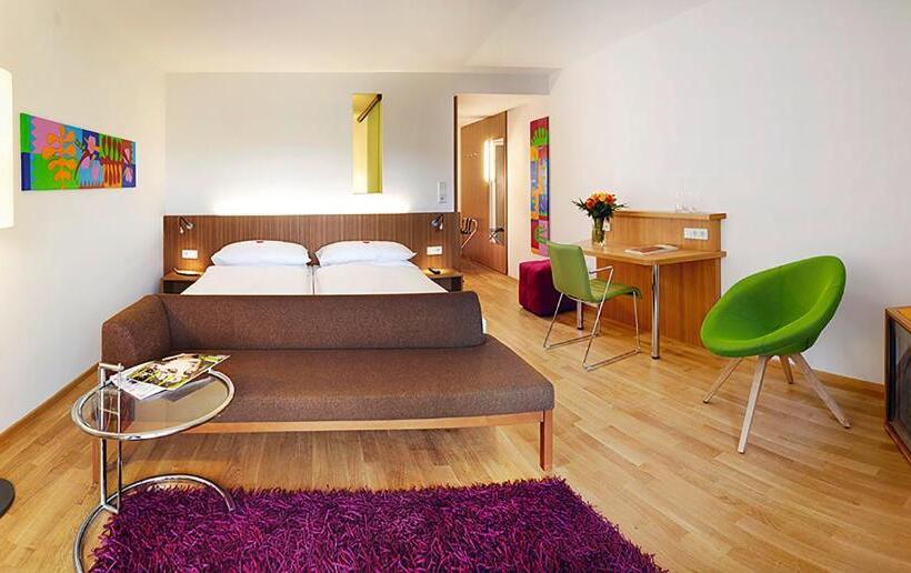 غرفة ديلوكس مطلة على المتنزه, At The Park