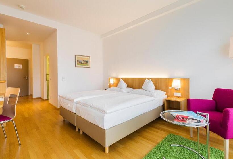 غرفة ديلوكس مطلة على المتنزه, At The Park