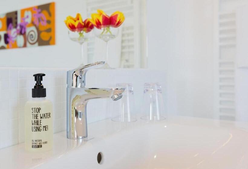 バルコニー付スイート, At The Park