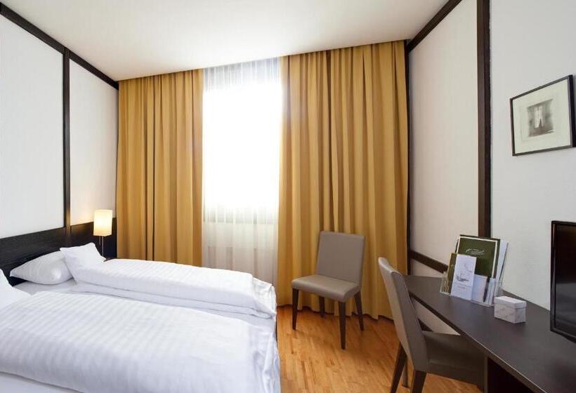 Номер Стандарт, Central