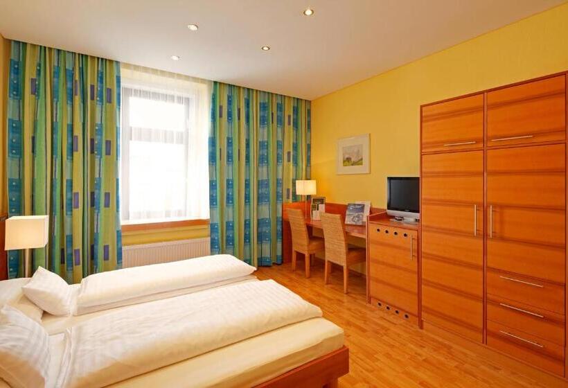 Номер Стандарт, Central