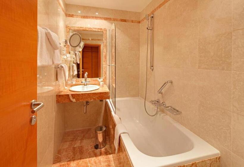 Номер Стандарт, Central