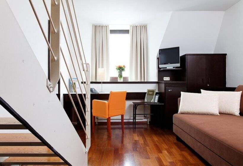 Номер Стандарт Трехместный, Central