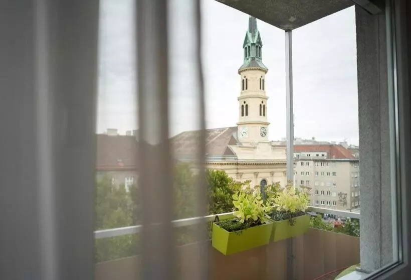 اتاق استاندارد با بالکن, Henriette Stadthotel Vienna