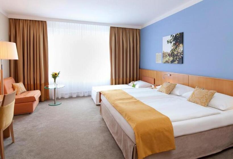 اتاق خانوادگی, Henriette Stadthotel Vienna