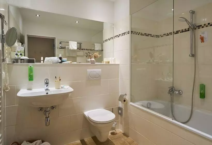 اتاق خانوادگی, Henriette Stadthotel Vienna