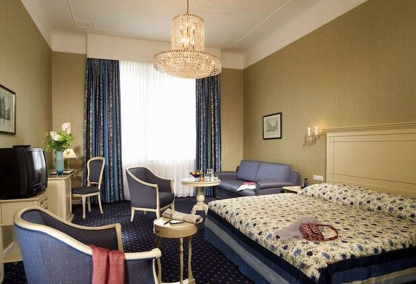 اتاق کلاسیک, De France