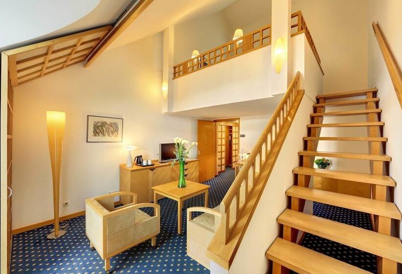 سوییت جونیور, De France