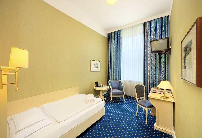 اتاق عادی یک تخته, De France