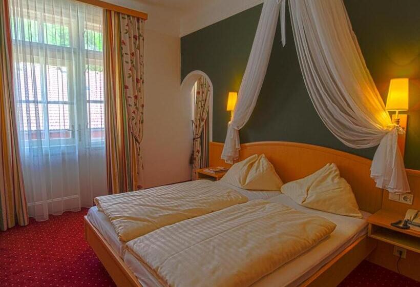 اتاق لوکس, Drei Hasen