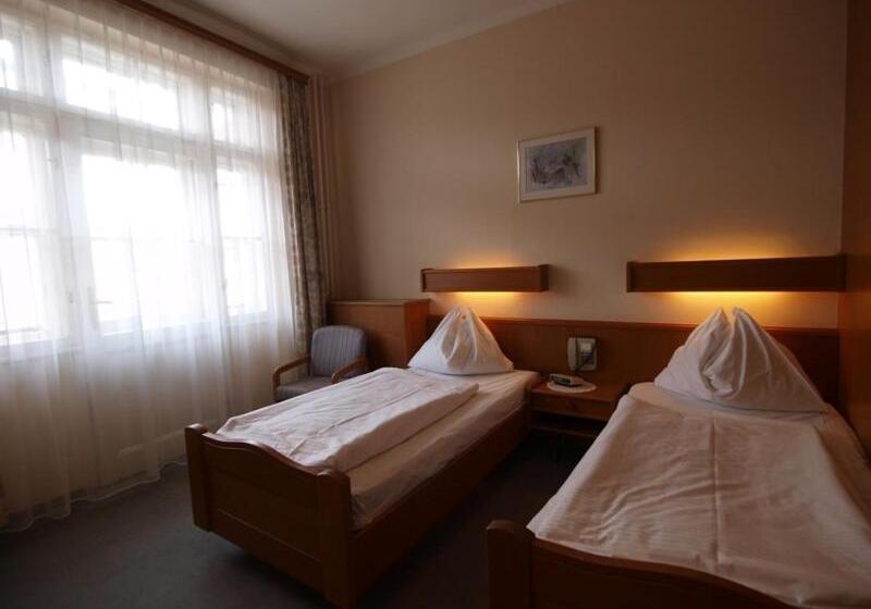 اتاق عادی یک تخته, Drei Hasen