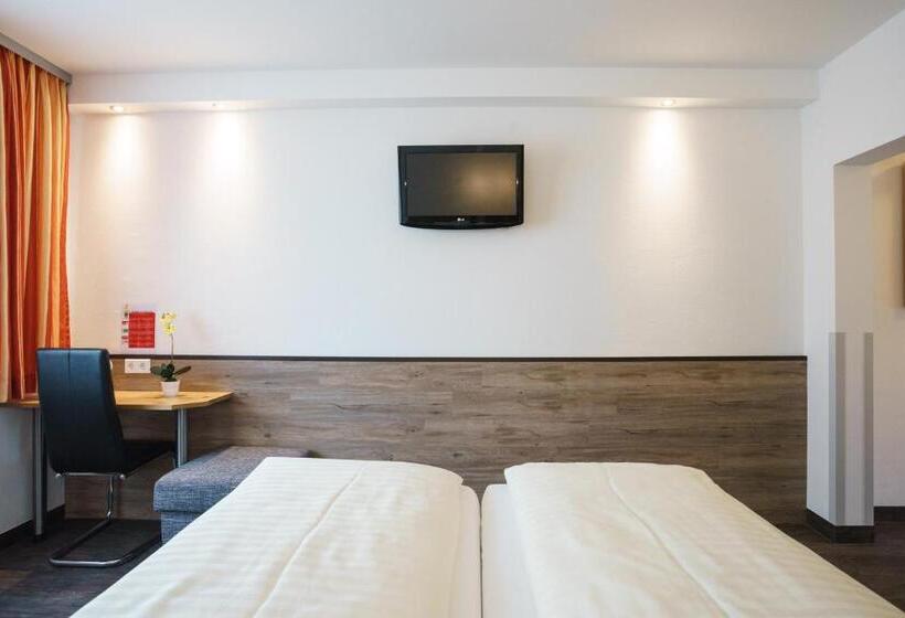 اتاق استاندارد, Drei Kreuz