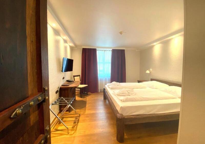 اتاق سوپریور, Enziana Wien