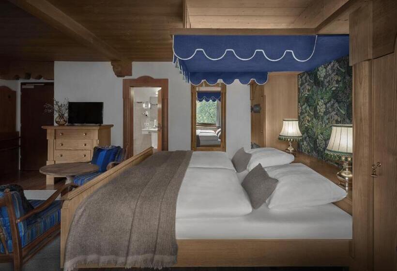 اتاق سوپریور, Goldener Greif