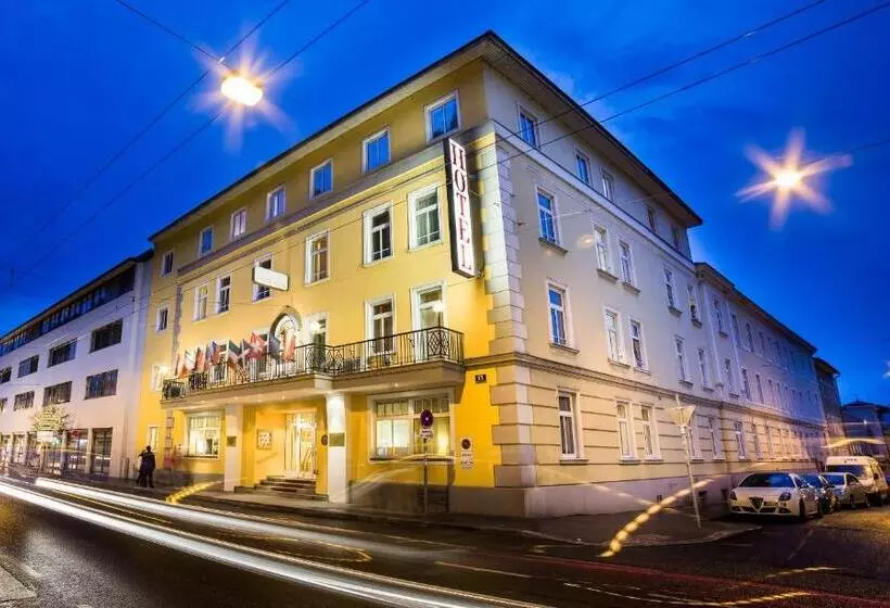 اتاق اکونومی یک تخته, Theater Hotel Salzburg