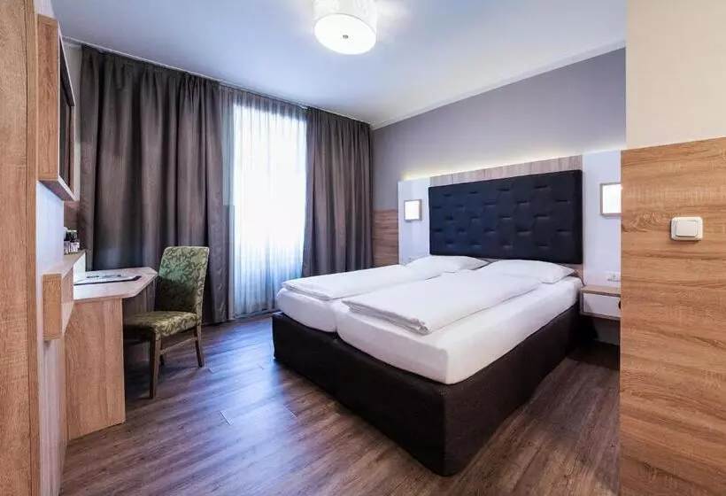 اتاق استاندارد یک نفره, Theater Hotel Salzburg