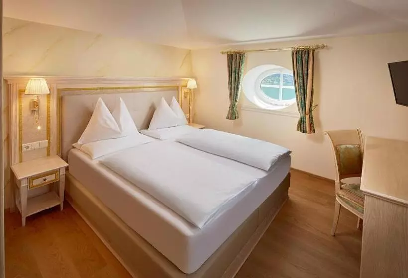 سوییت جونیور با بالکن, Grand Hotel Zell Am See