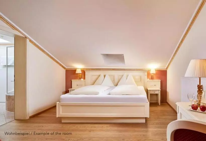 اتاق سوپریور با بالکن, Grand Hotel Zell Am See