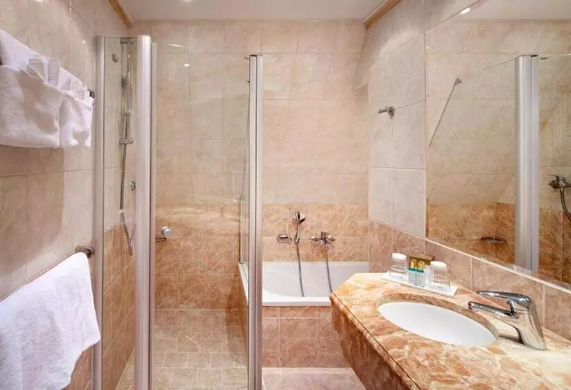 سوییت جونیور, Grand Hotel Zell Am See