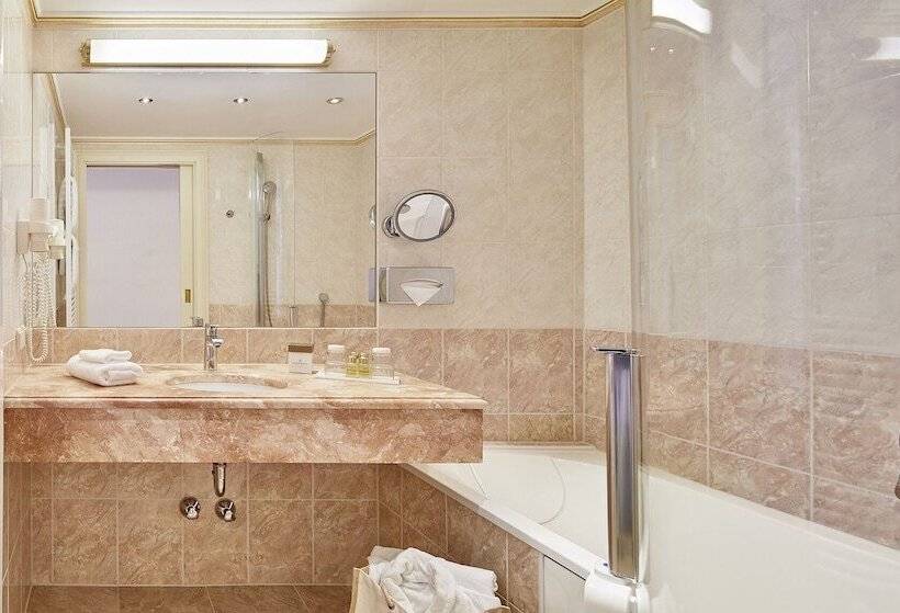 غرفة كمفورت مطلة على البحيرة, Grand Hotel Zell Am See