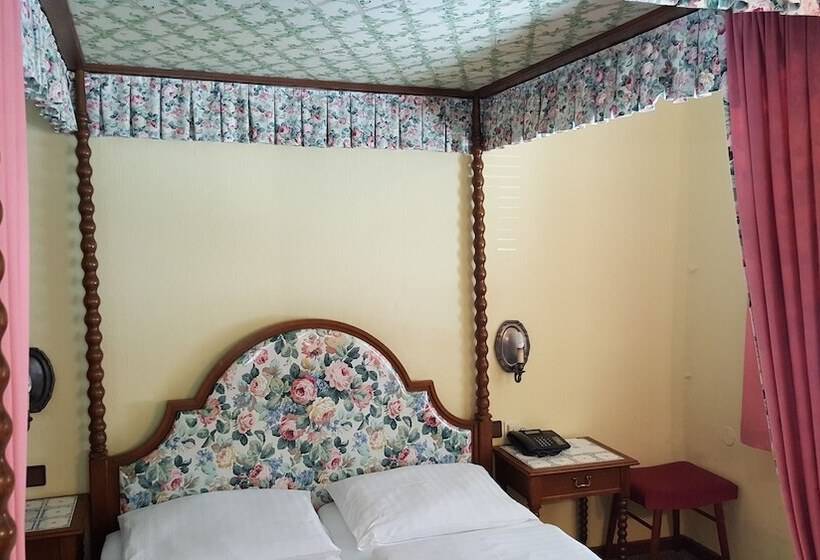 标准间, Hohenstauffen