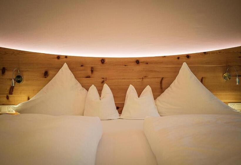 اتاق استاندارد, Krallerhof