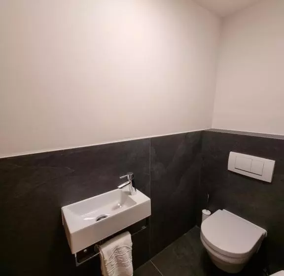 Suite, Messmer