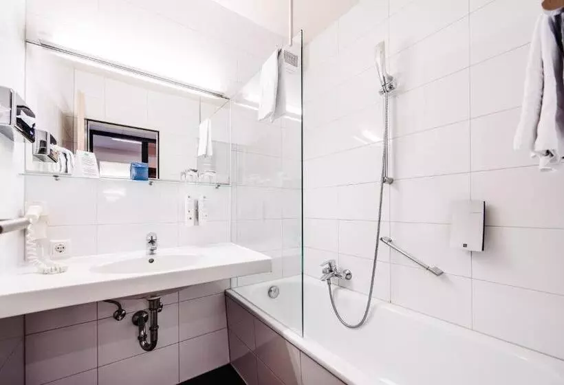 Deluxe Zimmer, Messmer