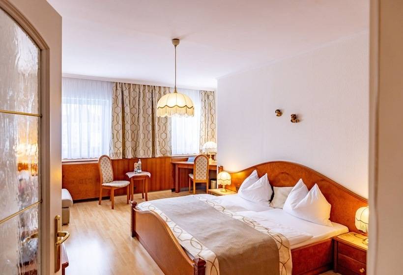 商务房间, Restaurant Minichmayr