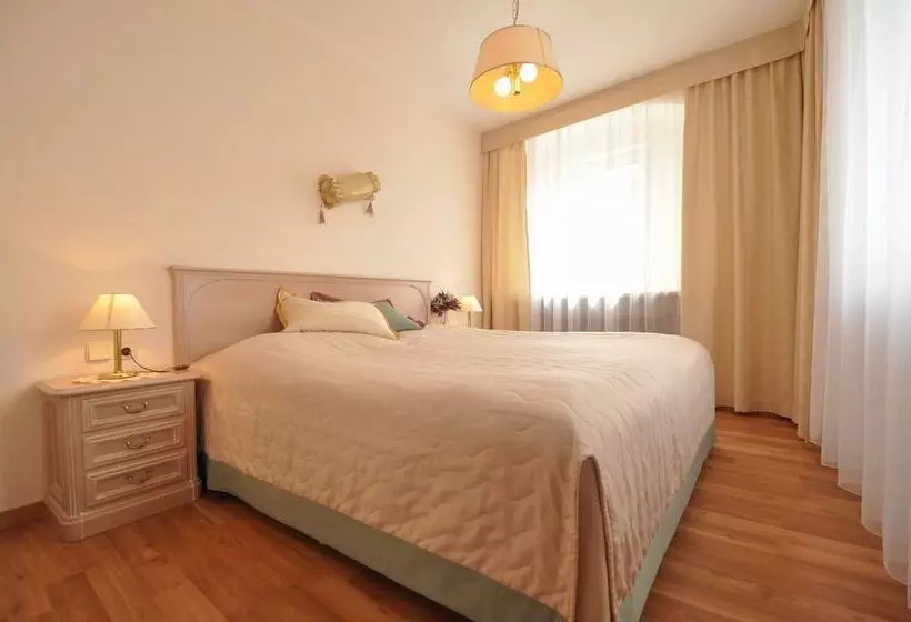 Standard Room, Restaurant Minichmayr