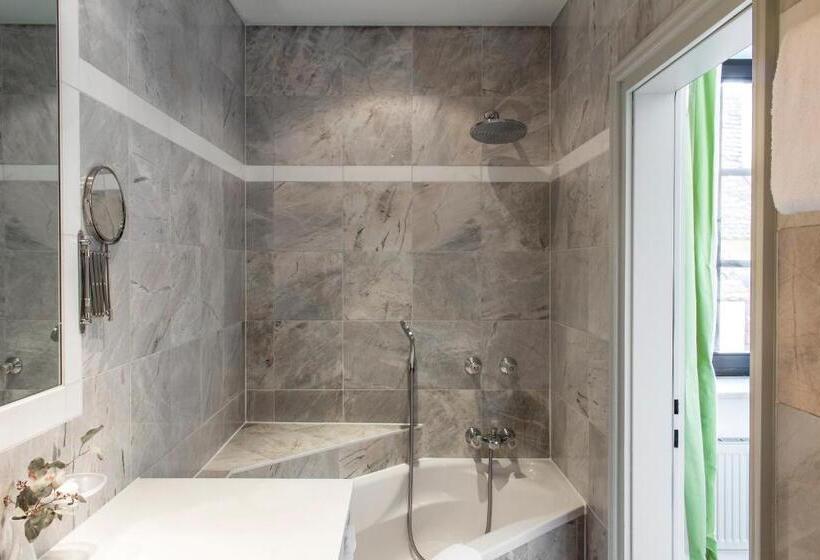 스탠다드 싱글 룸, Schlossberg