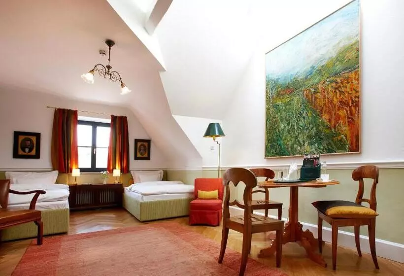 Cameră Standard, Schlossberg