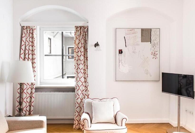 스위트, Schlossberg