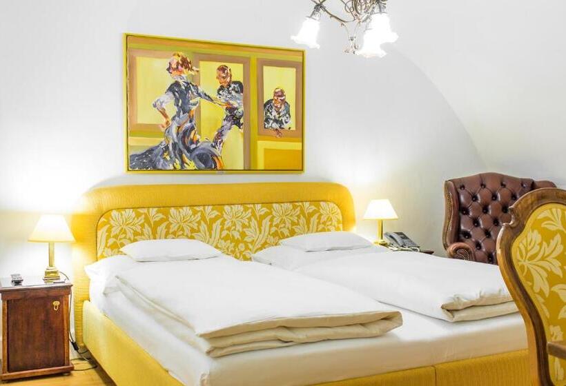 스위트, Schlossberg