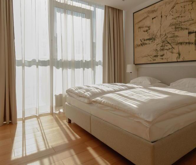 침실 1개 아파트, Schlossberg